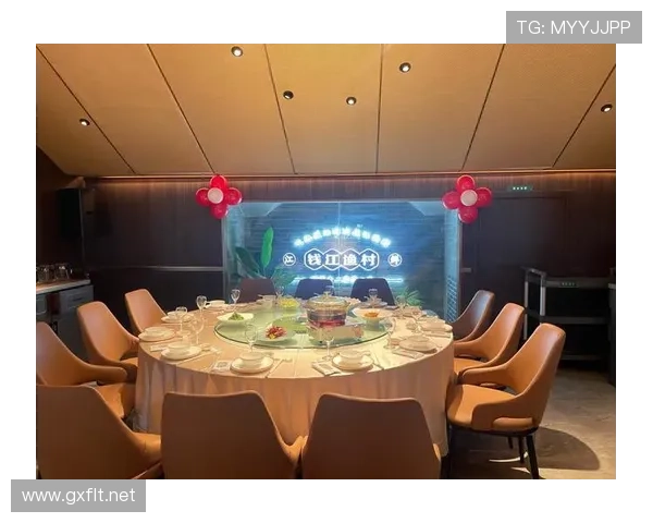 吴向东家那套豪宅我看一眼钱包就开溜了，普通人活成他这是另一档次啊