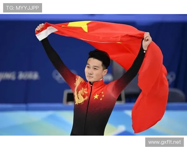 任子威训练完直接拎着冰桶回家泡脚，这自律谁懂啊