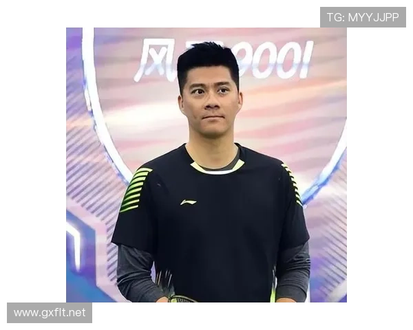 傅海峰退役后住的别墅，比我们小区所有楼加起来还贵