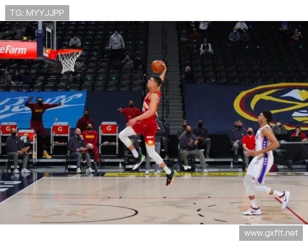 库西无球穿插改变进攻节奏，拉开空间效率提升